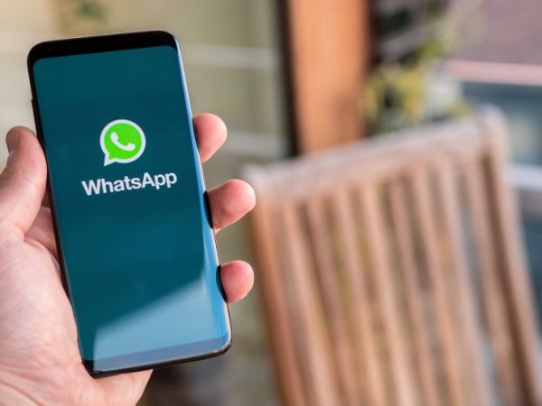 WhatsApp dark mode finally ready for some&nbsp;users